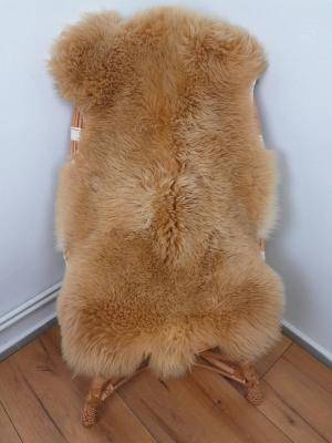 Saueskinn - Meliert  Toffee - Coburg revsauen - beauty-meliert-toffee-sheepskin