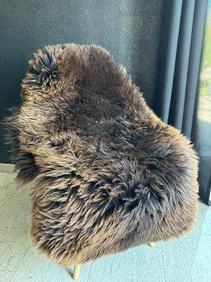 Saueskinn - Melerade - brown-melerade-adam-leather