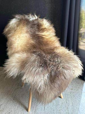 Saueskinn - Melerade - melerade-sheep-sheepskins-adam-leather