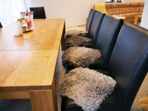 Saueskinn - Gotland - wonderful-sheepskin-chair-pads