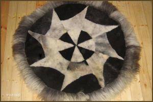Saueskinn - Runde tepper - cool-round-carpets-sheepskin-adam-leather