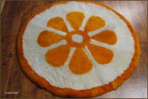 Saueskinn - Runde tepper - corking-round-carpets-sheepskin