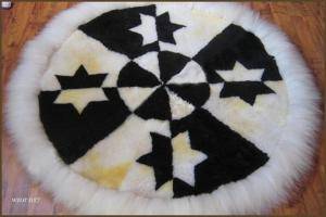 Saueskinn - Runde tepper - divine-round-carpets-sheepskin-adam-leather