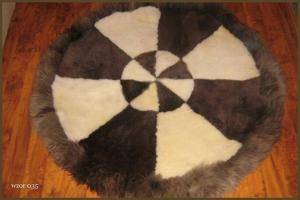 Saueskinn - Runde tepper - dreamy-round-carpets-sheepskin-adam-leather