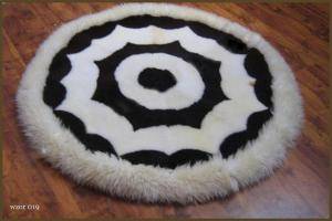 Saueskinn - Runde tepper - neat-round-carpets-sheepskin-adam-leather